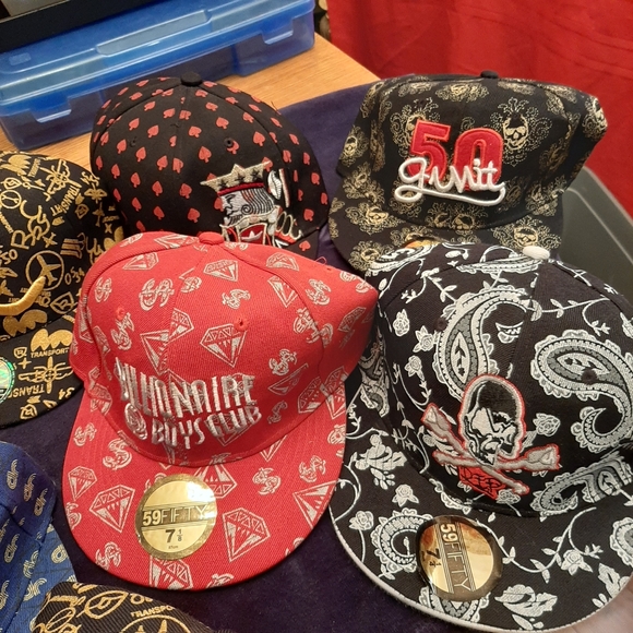 Man's cap - Picture 2 of 11